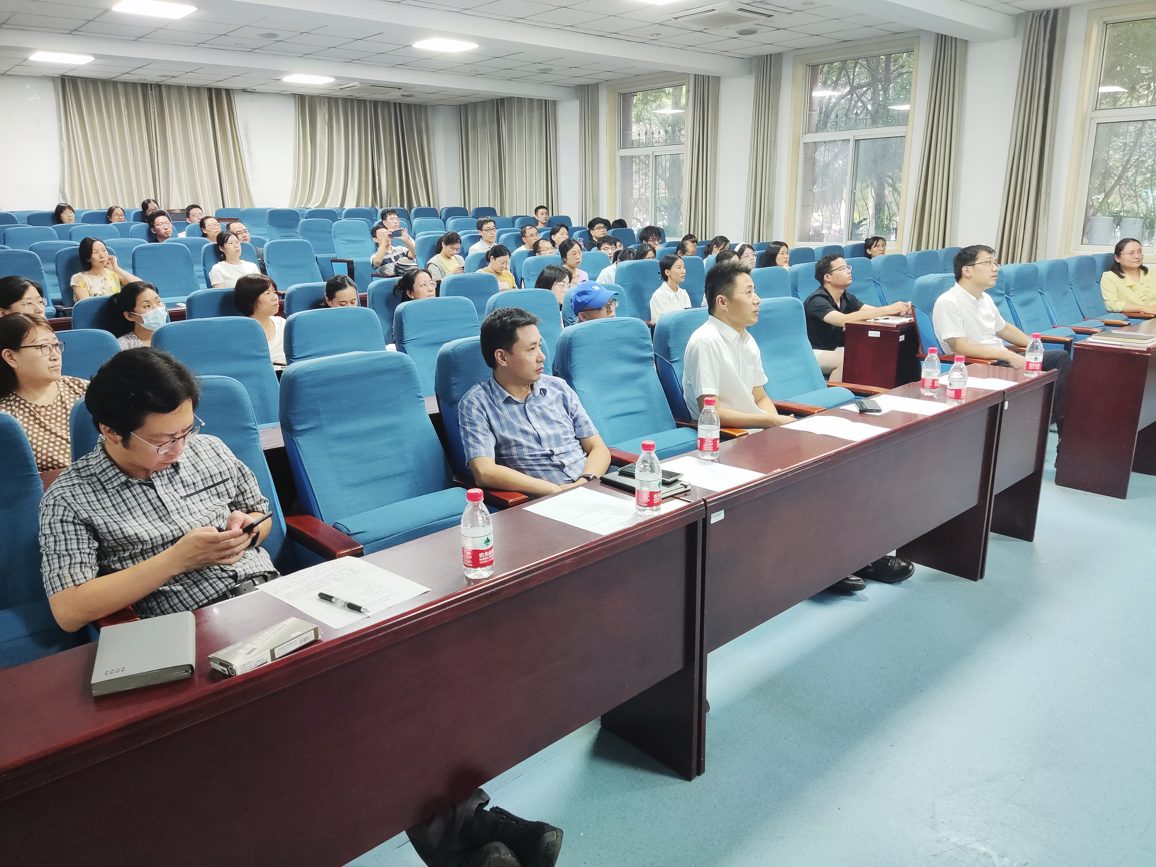 78A78245401A53C5C9FE2819BED4F43E